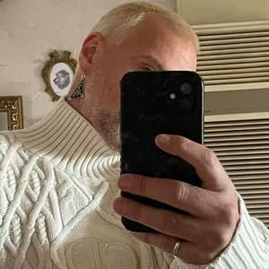 Meet your Posher, Heath